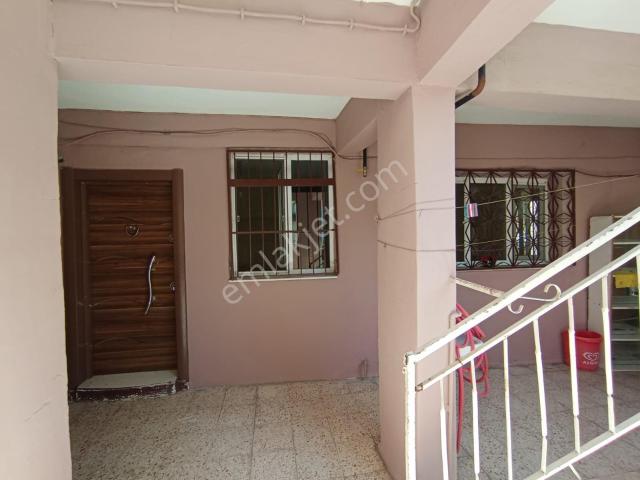 Karabağlar, İzmir içerisinde kiralık mülk