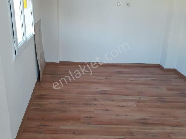 Karabağlar, İzmir içerisinde kiralık mülk