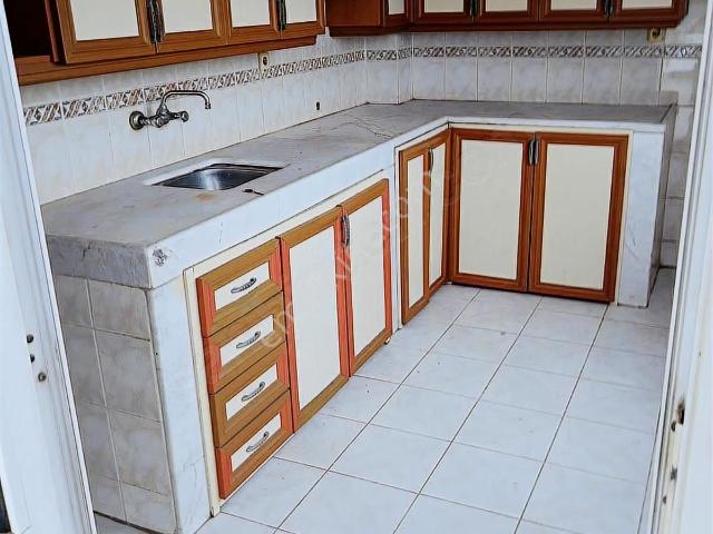 Bayrakli, İzmir içerisinde kiralık mülk