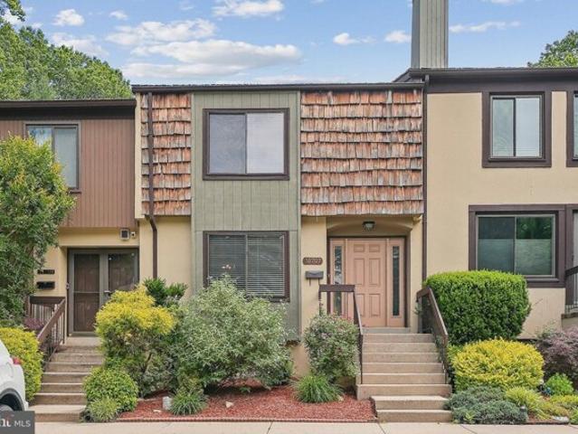 House for sale in Potomac
