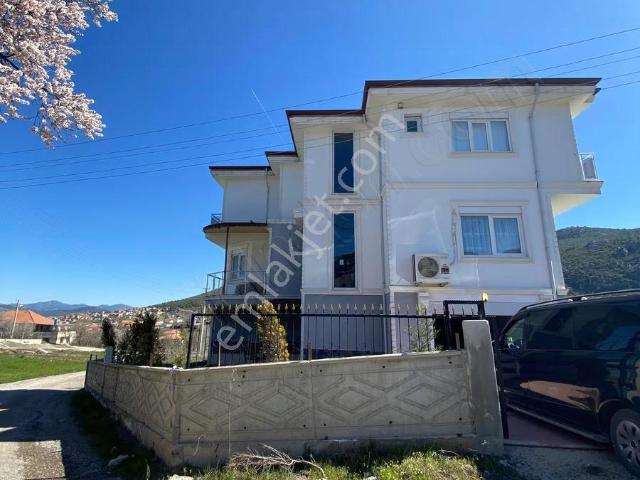 Döşemealti, Antalya içerisinde satılık Villa