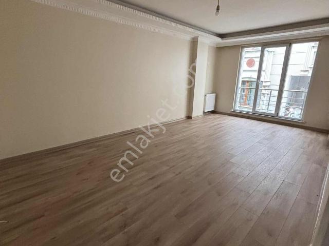 Güvercintepe Mahallesi, Başakşehir içerisinde satılık mülk