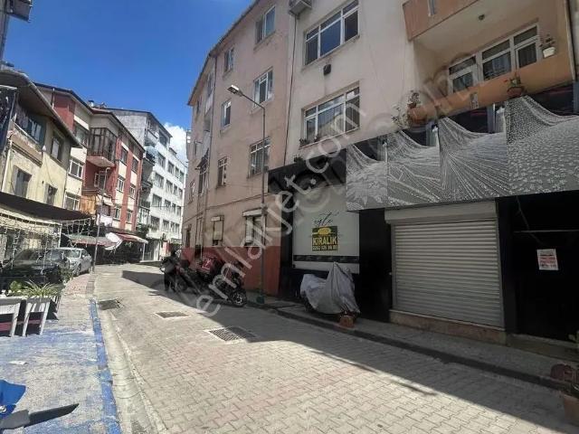 İzmit, Kocaeli içerisinde kiralık mülk