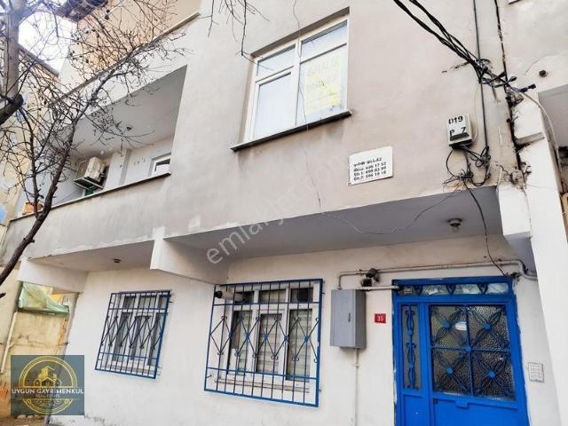 Yarımburgaz Mahallesi, Küçükçekmece içerisinde satılık Bina