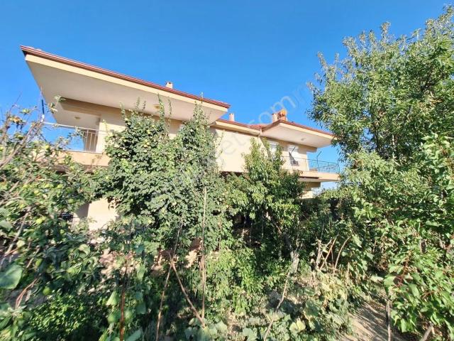 Korkuteli, Antalya içerisinde satılık Villa