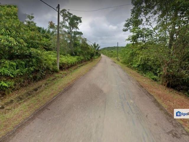 Shop for sale in Maran, Pahang