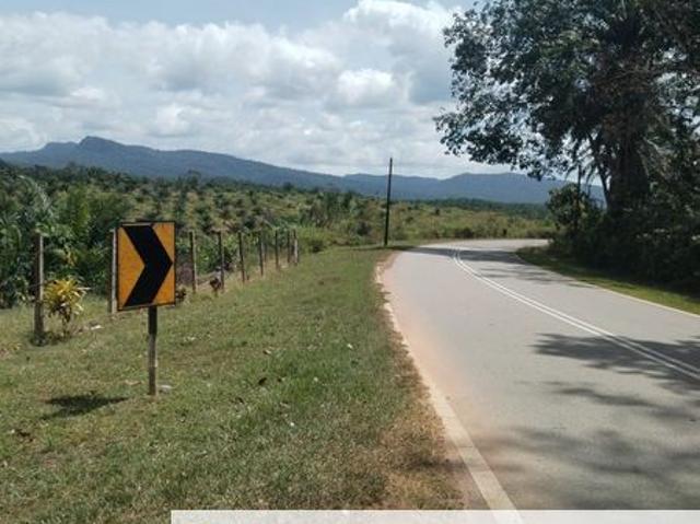 Shop for sale in Maran, Pahang