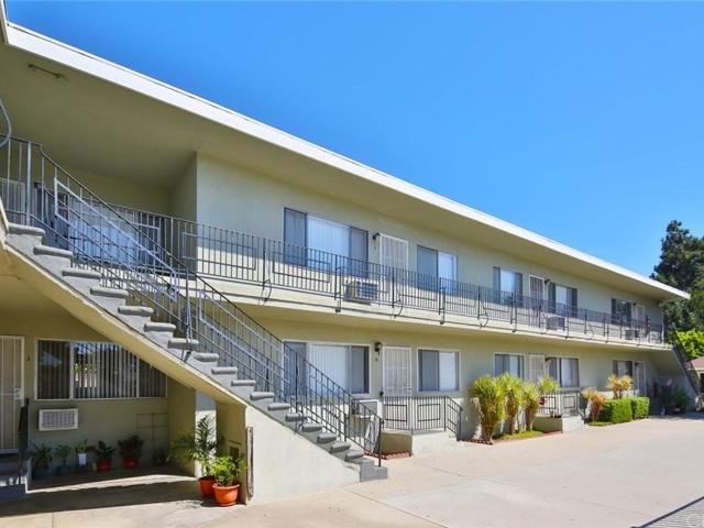 Apartment for rent in California