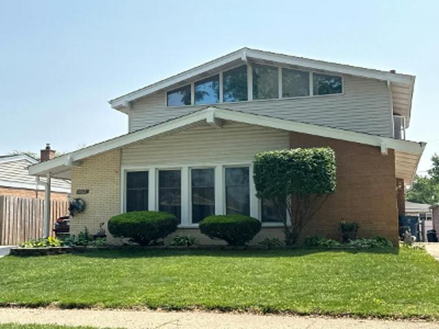 House for sale in Oak Lawn, Cook County