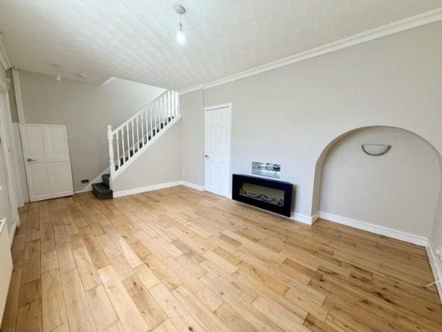 House for rent in Gillar's Green, St Helens