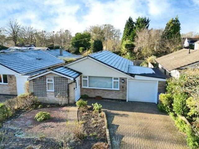 House for sale in Crowthorne