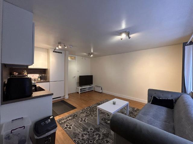 Apartment for rent in Farley Hill, Spring Park