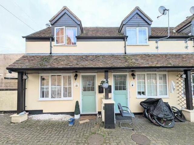 House for sale in Pouchen End, Hertfordshire