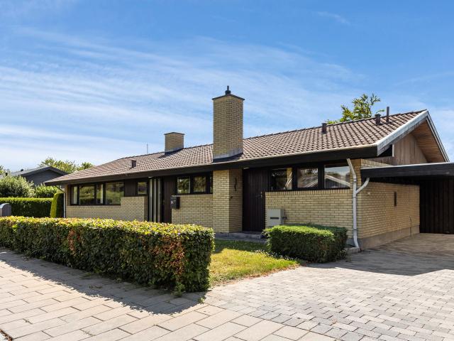 Villa til salg i Frederikssund, Brøndby
