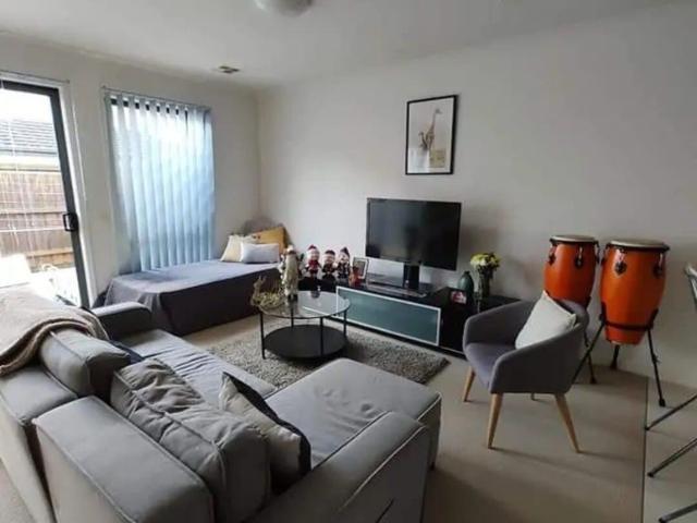 Room for rent in Camerons Creek, Victoria