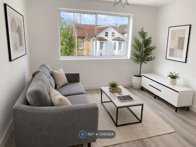 Apartment for rent in London Borough of Croydon, Greater London