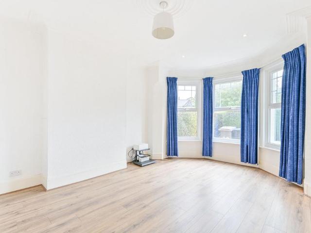 House for rent in Dudden Hill, Greater London
