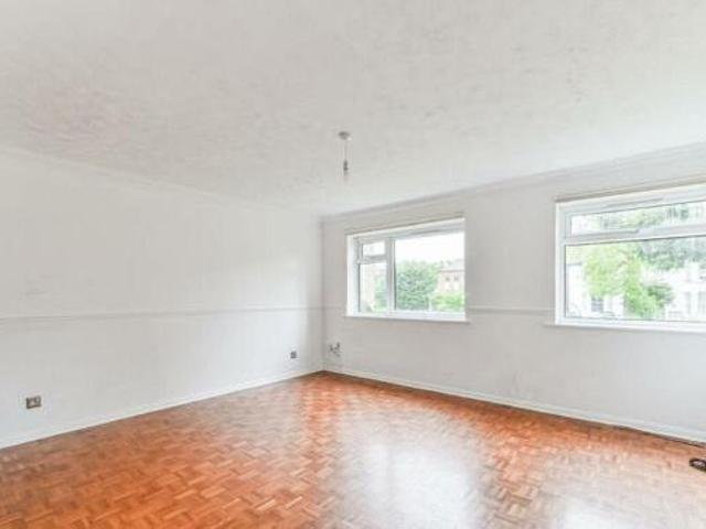 House for rent in Sutton
