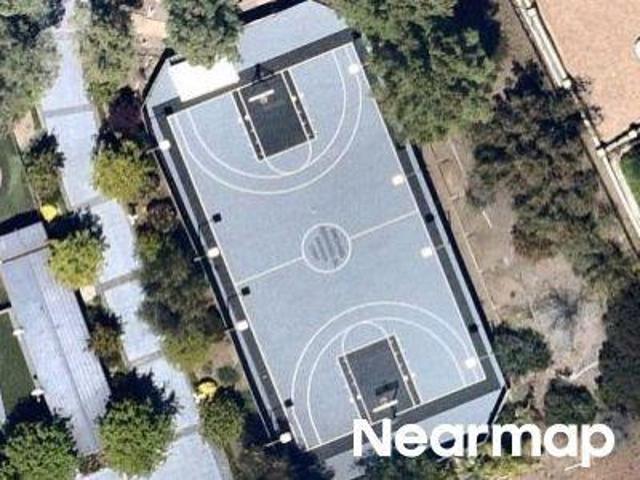 House for sale in Calabasas