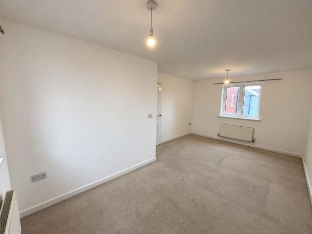 Apartment for rent in Burnham Without, Highbridge