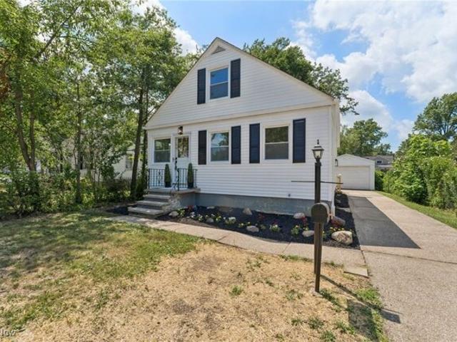 House for sale in Avon Lake