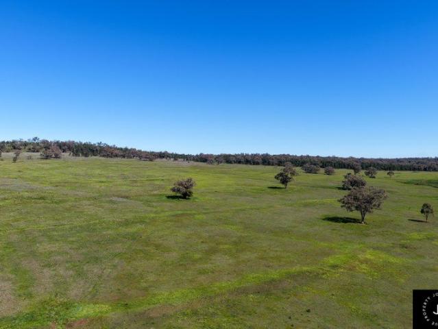 Cottage for sale in Tambar Springs, New South Wales