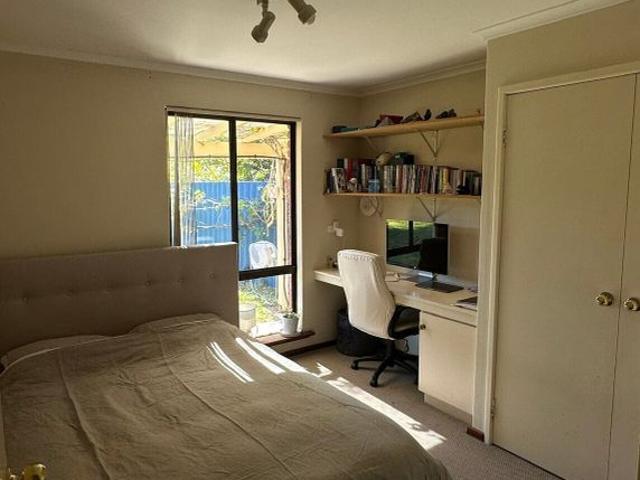 Room for rent in Mullaloo, Western Australia