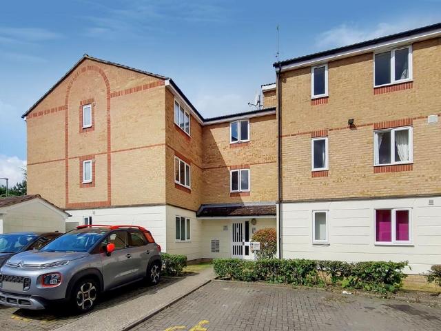 Apartment for rent in Hackbridge, Greater London