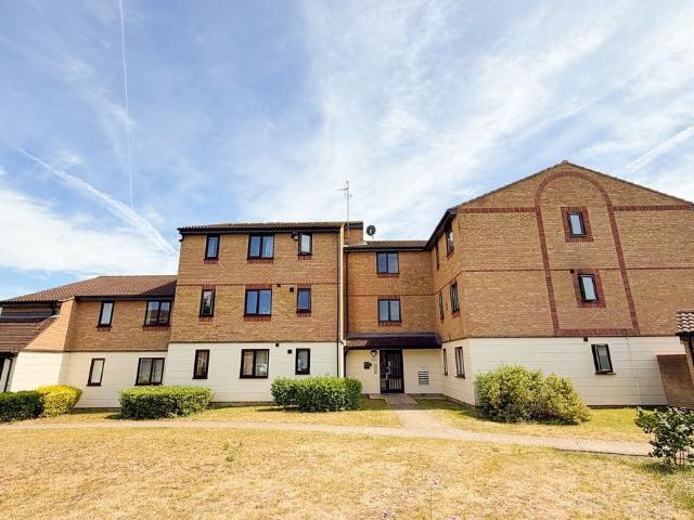 Apartment for rent in Hackbridge, Greater London