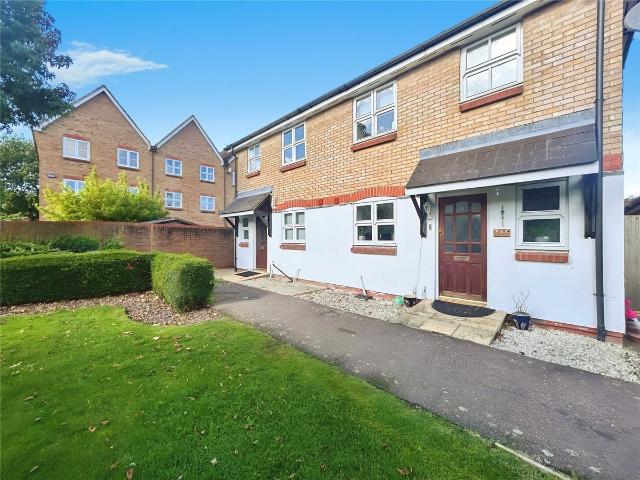 House for rent in Pouchen End, Hertfordshire