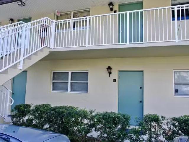 Condo for rent in Melbourne