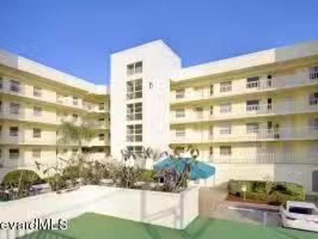 Condo for rent in Melbourne
