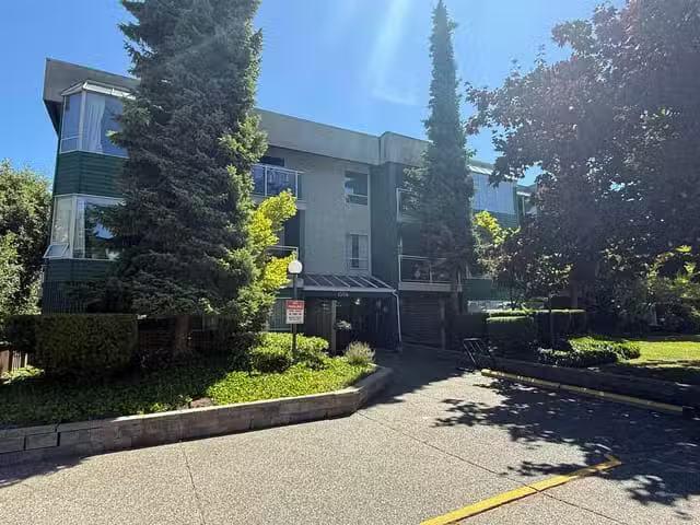 House for sale in Rideau Lakes, Ontario