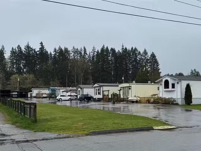 House for sale in Clayoquot, British Columbia