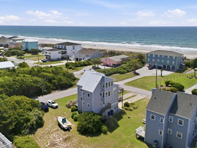 House for sale in Emerald Isle, North Carolina