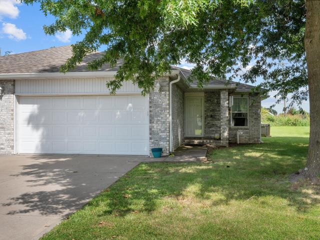 House for sale in Nixa, Missouri