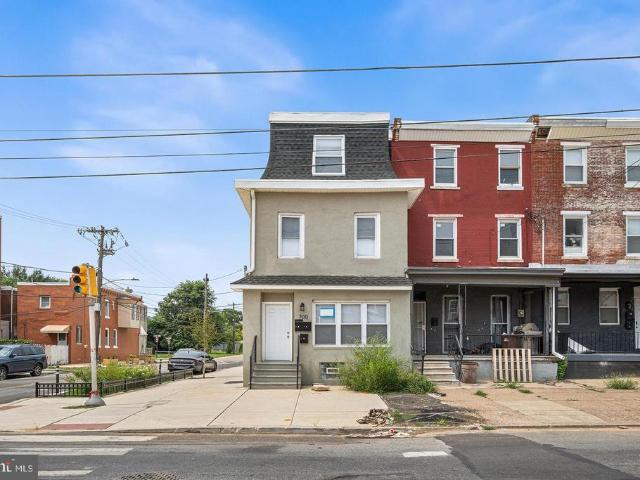 House for sale in Mill Creek, Philadelphia
