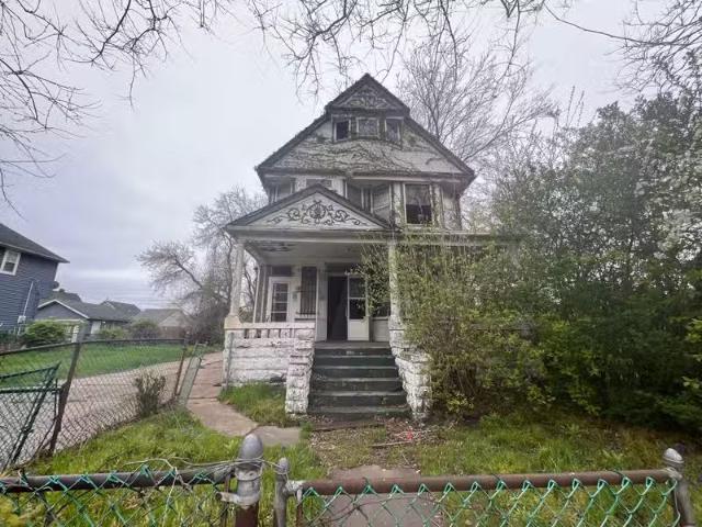 House for sale in Cleveland House for sale in Cleveland