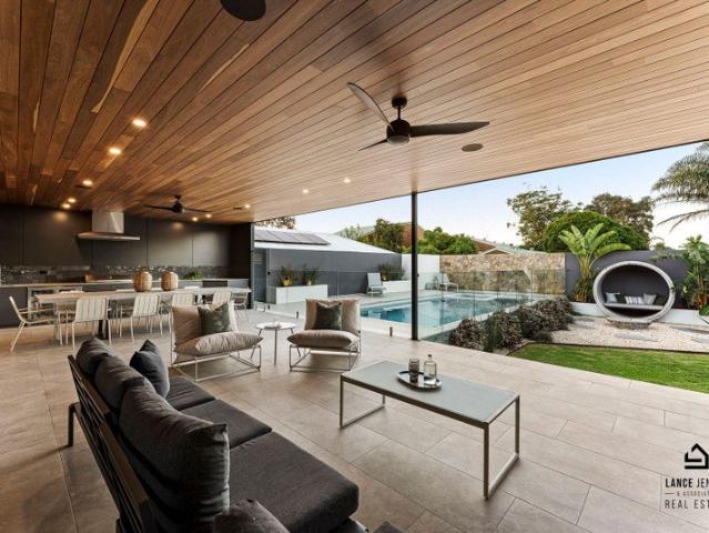 House for sale in Marks Point, Newcastle-Maitland