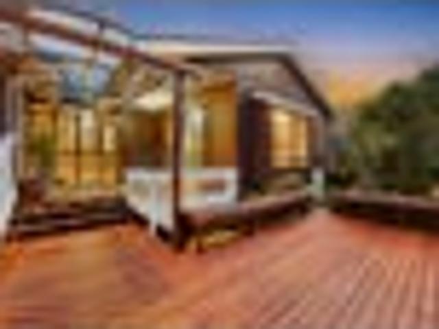 House for sale in Henderson, Henderson-Massey