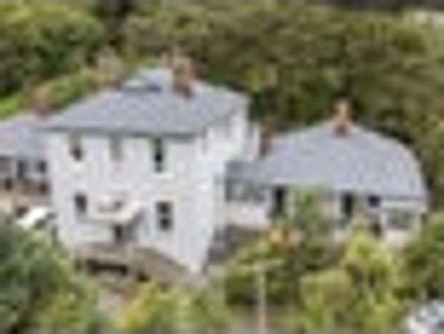 House for sale in Otakou