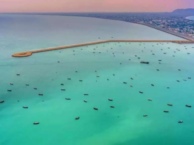 Land for sale in آئ-8 مركز, اسلام آباد