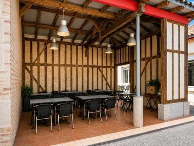 Local Commercial vente à Villeneuve-sur-Lot, Le Temple-sur-lot