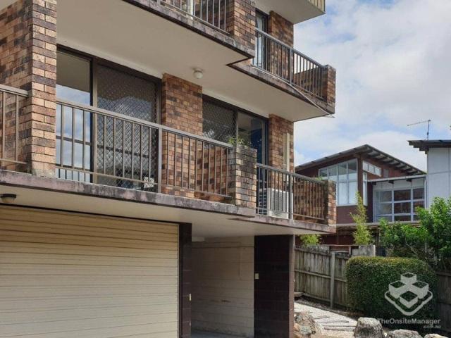 Townhouse for rent in Toombul, Queensland