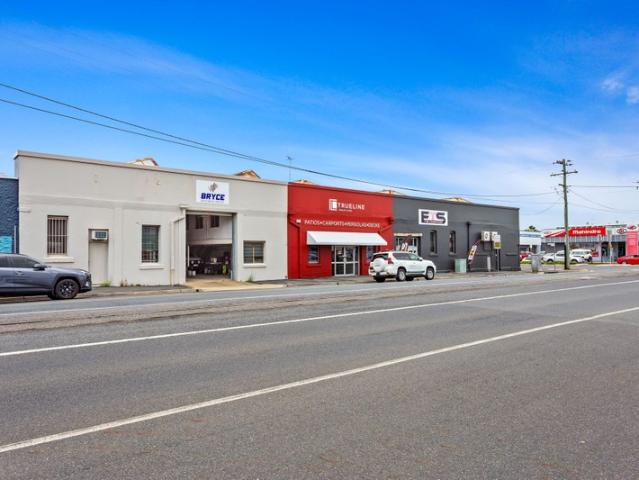 Warehouse for sale in Rockhampton City