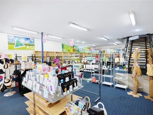 Showroom for rent in Perth