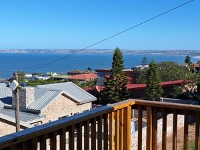 House for sale in Groot Brak Rivier, Western Cape