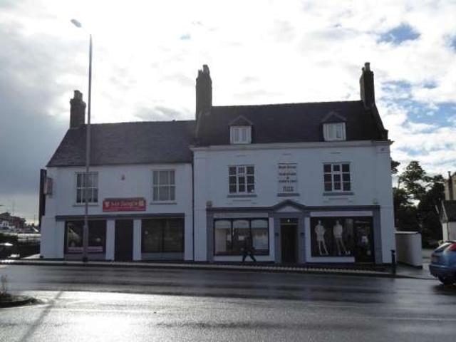 Room for rent in Chadsmoor, Staffordshire