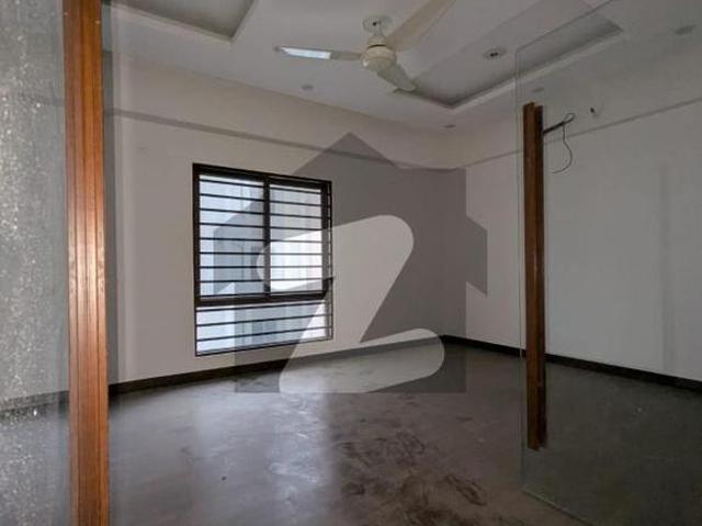 Apartment for rent in Gulshan-e-Iqbal Town, North Waziristan
