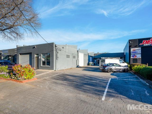 Warehouse for rent in Melrose Park, Adelaide